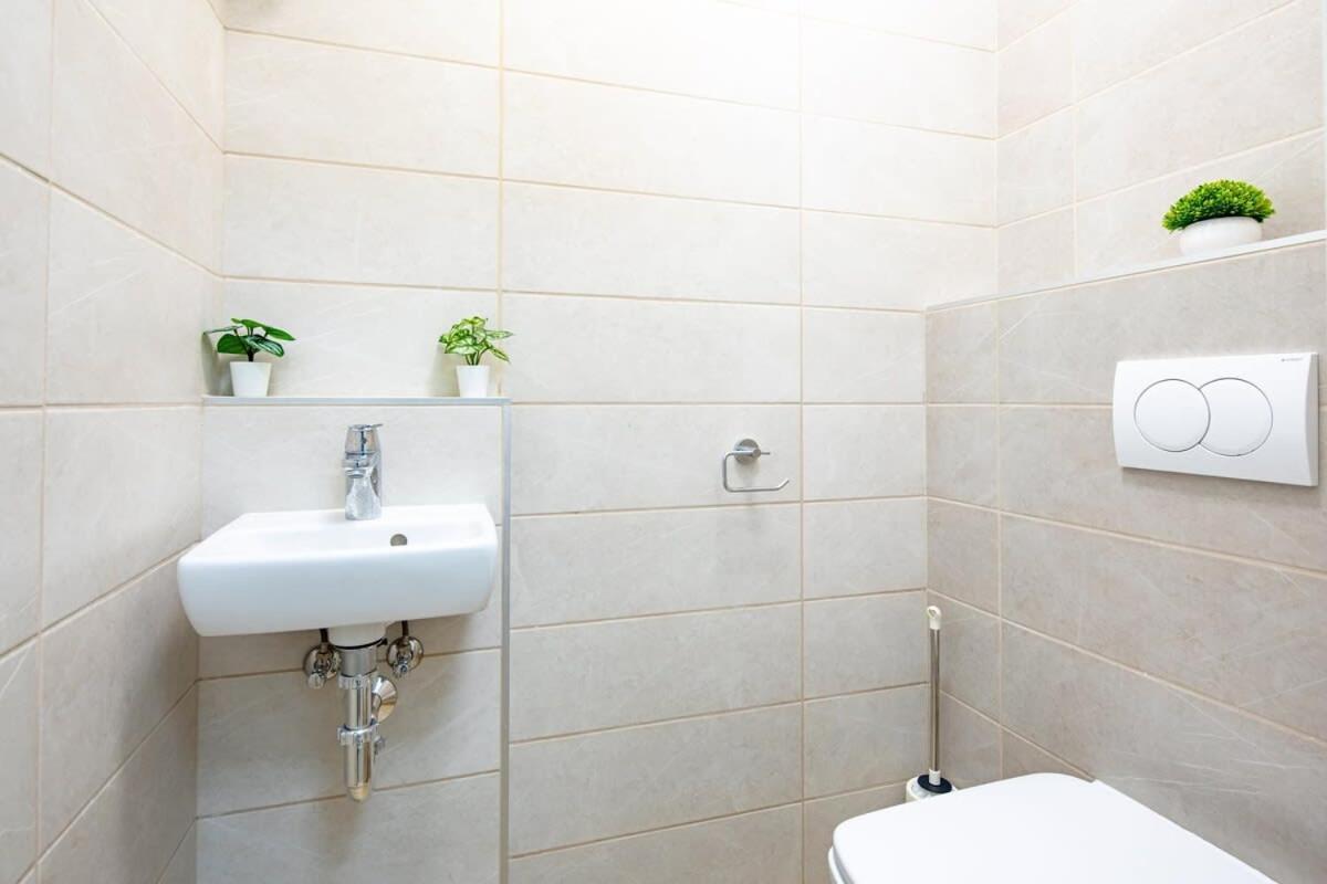Appartamento Free Parking - Balcony - Sunny - New Budapest Esterno foto
